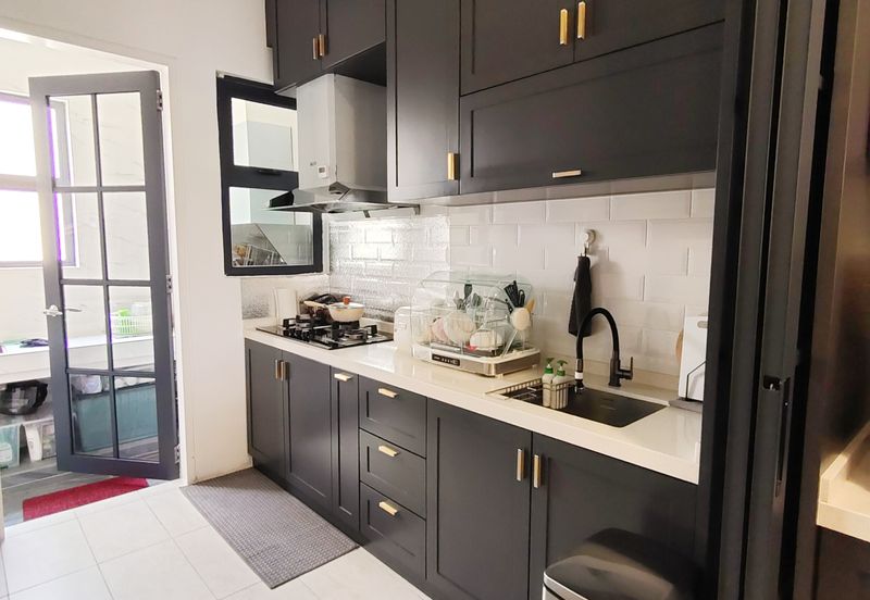 Lucent Residence @ twentyfive.7