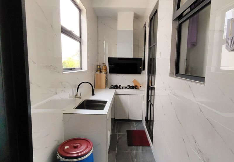 Lucent Residence @ twentyfive.7