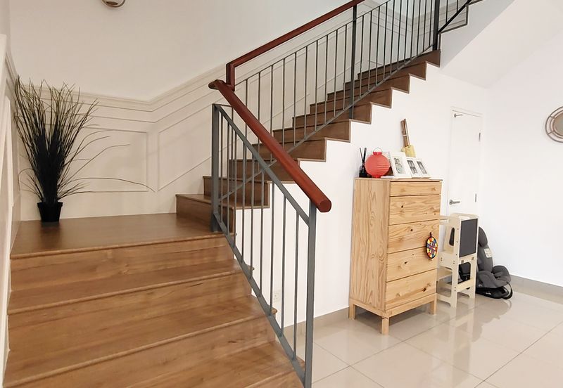 Lucent Residence @ twentyfive.7