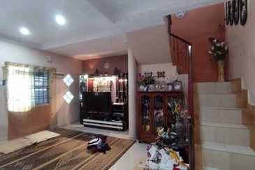 Taman Kinrara Seksyen 1