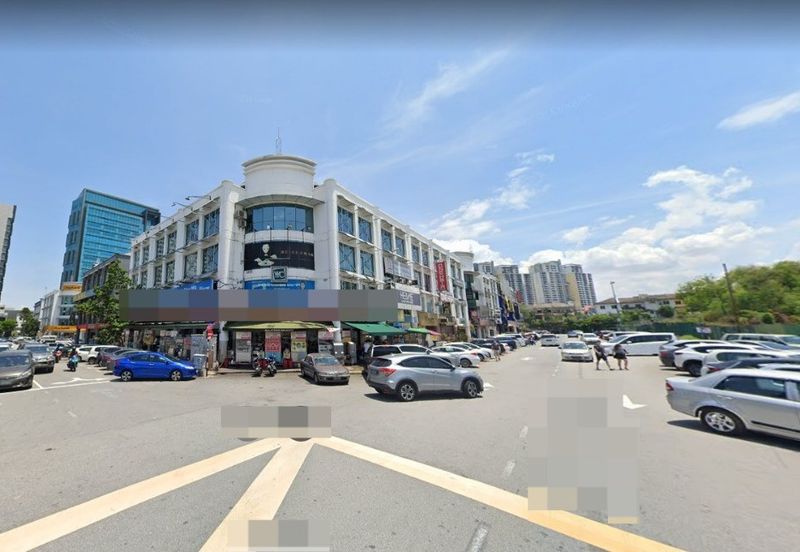 Bandar Puteri Puchong, Puchong, Corner Shop for rent