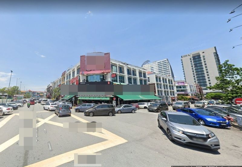 Bandar Puteri Puchong, Puchong, Corner Shop for rent