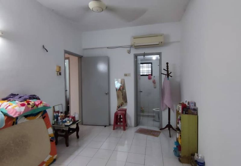 Vista Millennium Condominiums