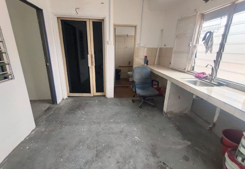 Jalan Kenari, Bandar Puchong Jaya