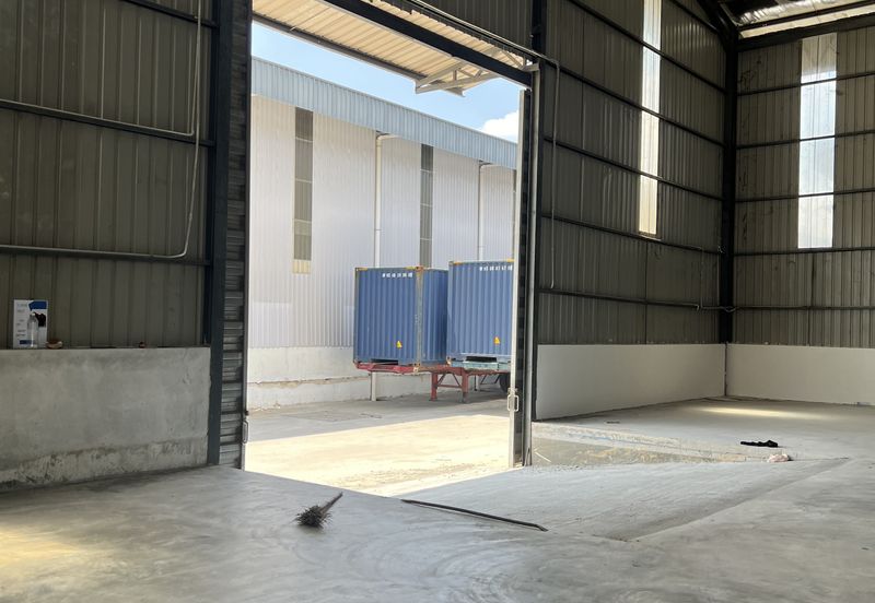 Bandar Baru Sg buloh Industrial park  factory for Sale 