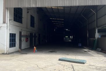 Bandar Baru Sg buloh Industrial park  factory for Sale 