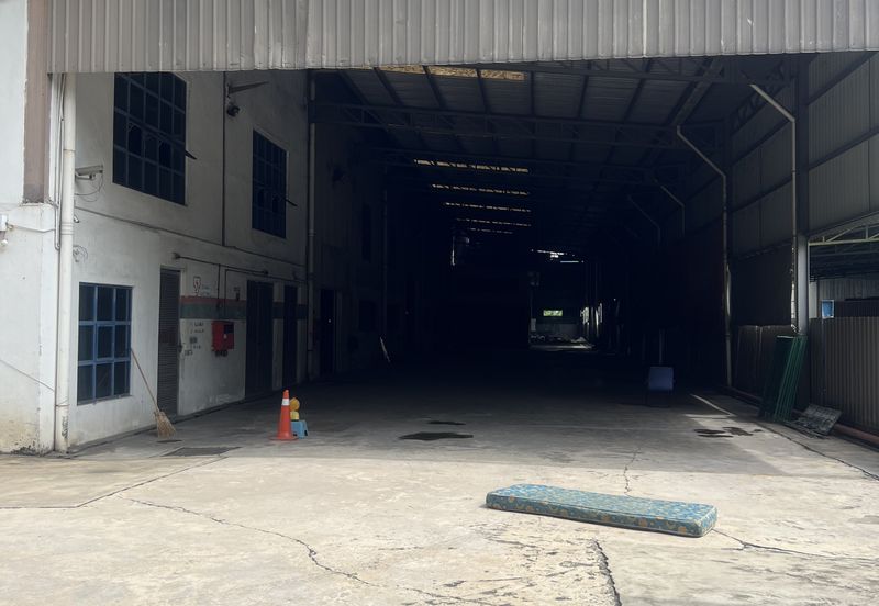 Bandar Baru Sg buloh Industrial park  factory for Sale 