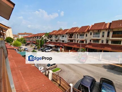 Facing park Nilam Terraces bandar bukit puchong 5 bedroom 20 x 75, Selangor, Puchong South