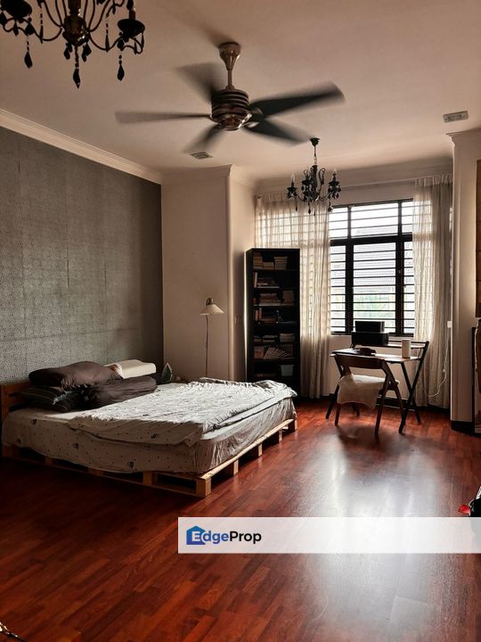 KIm Crest Puchong hartamas near bandar puteri gated renovated south EAst, Selangor, Puchong