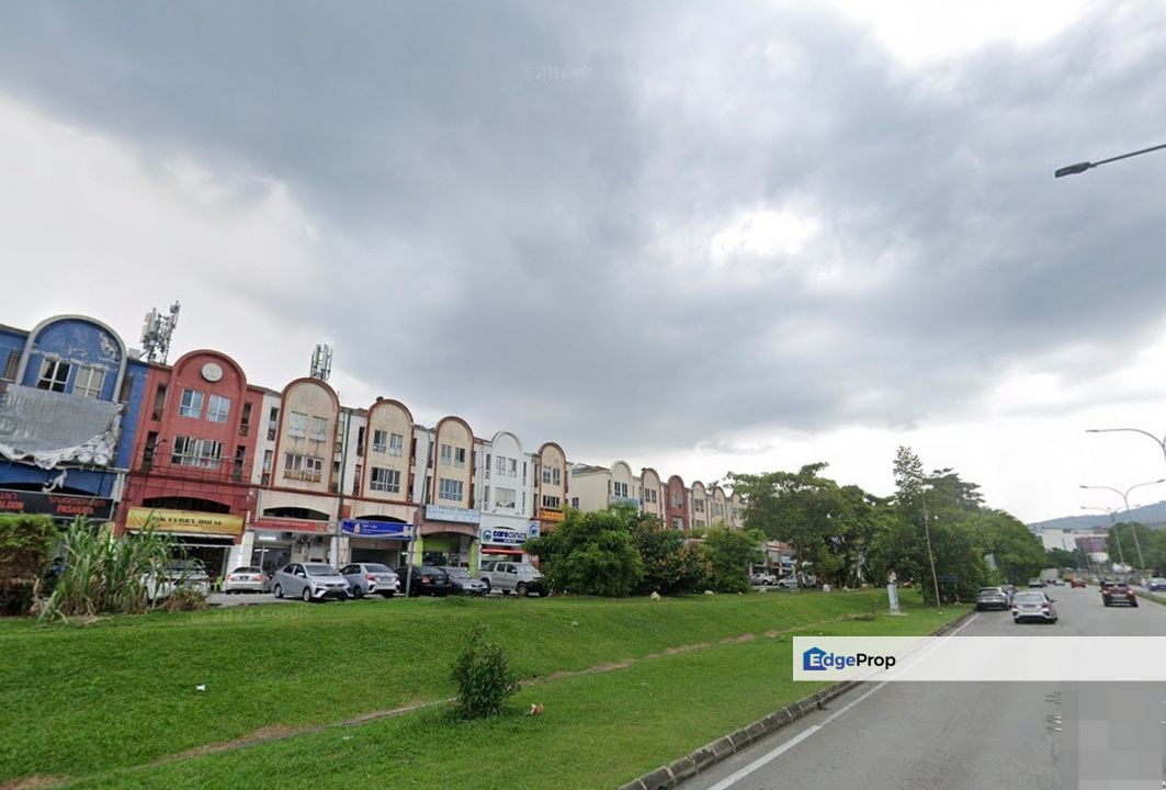 KEPONG SHOP FACING MAINROAD FOR SALE, Selangor, Kepong