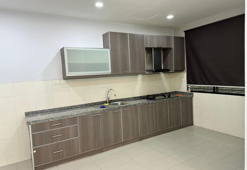 Atmosfera Condominium Partially Furnished Unit for Rent！