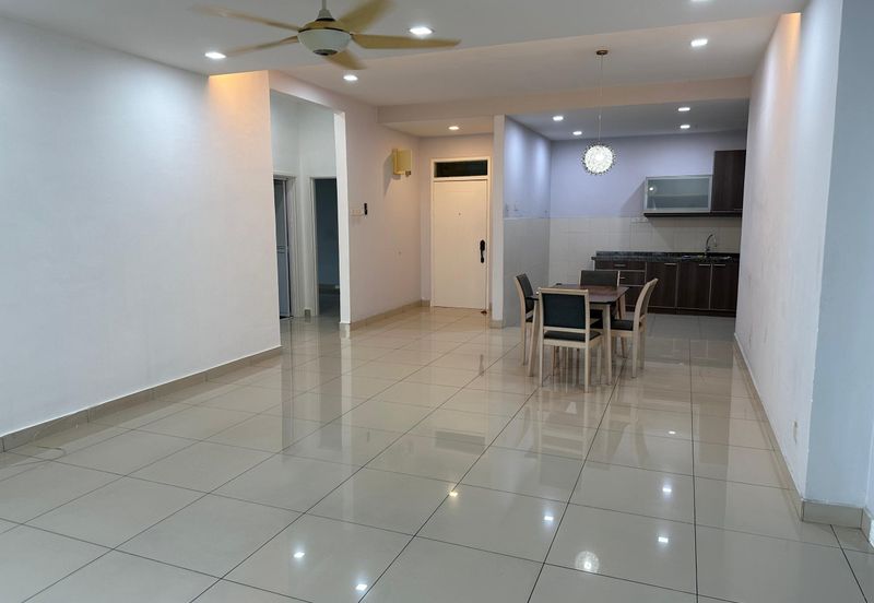 Atmosfera Condominium Partially Furnished Unit for Rent！