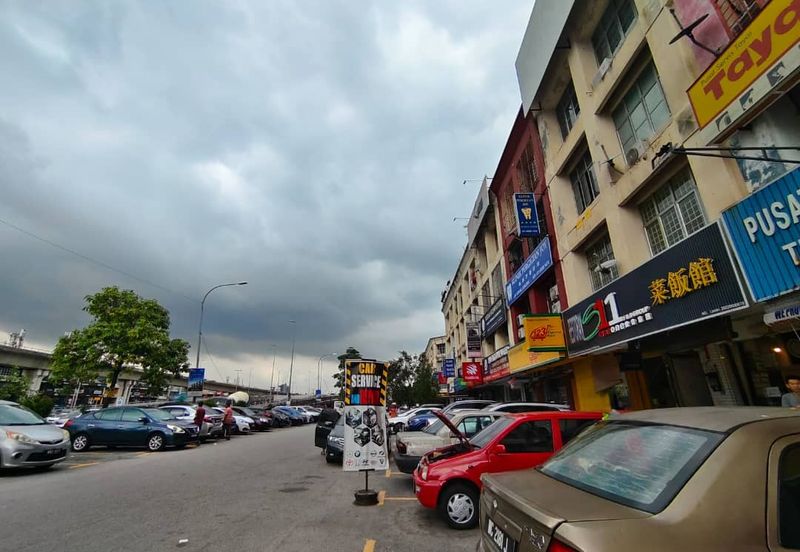 Pusat Bandar Puchong Shop Apartment for Sale!