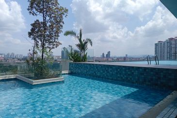 Zefer Hill Residence