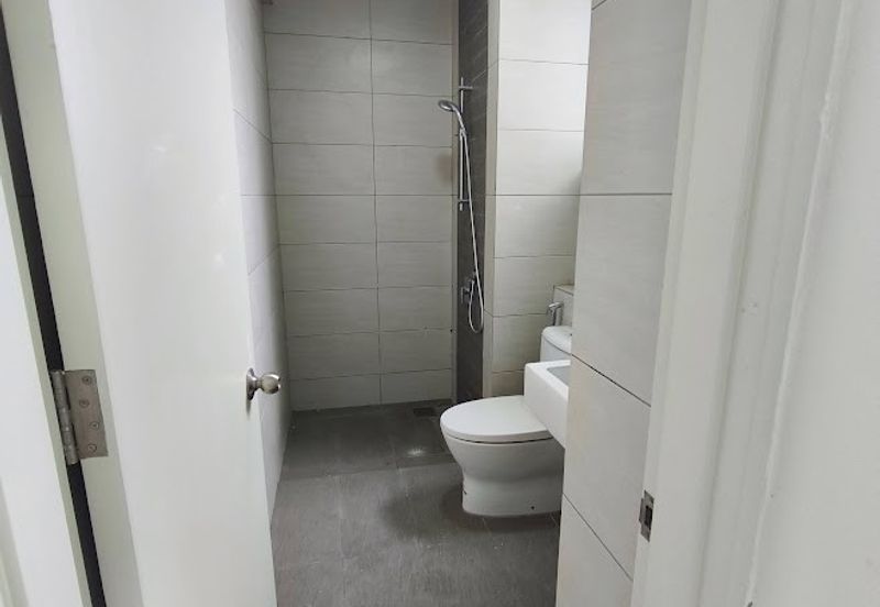 Lake Point Residence