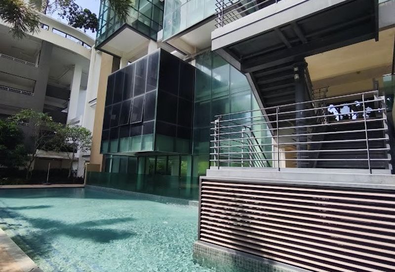 Lake Point Residence