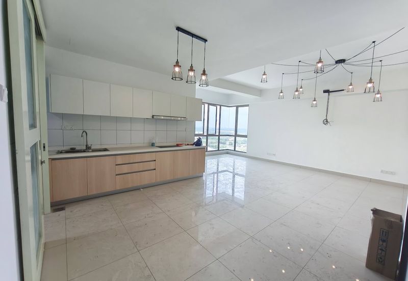 Lake Point Residence