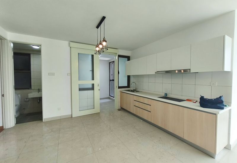 Lake Point Residence