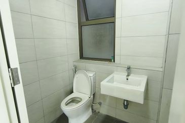 Lake Point Residence