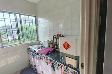 Aliran Damai, Bandar Damai Perdana