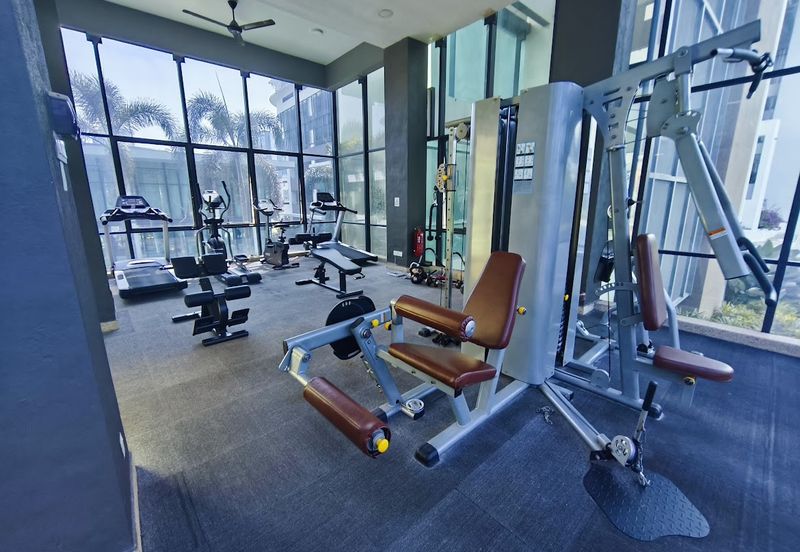 Lake Point Residence