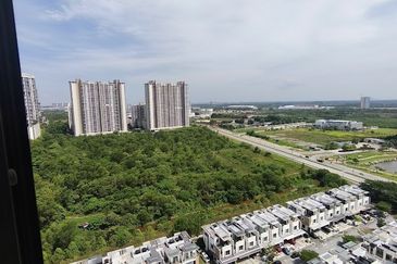 Lake Point Residence