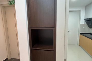 THE PULSE RESIDENCE & THE PULSE