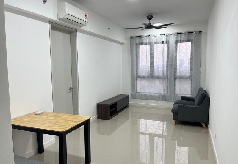 THE PULSE RESIDENCE & THE PULSE