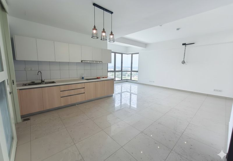 Lake Point Residence