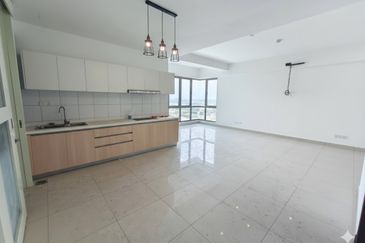 Lake Point Residence