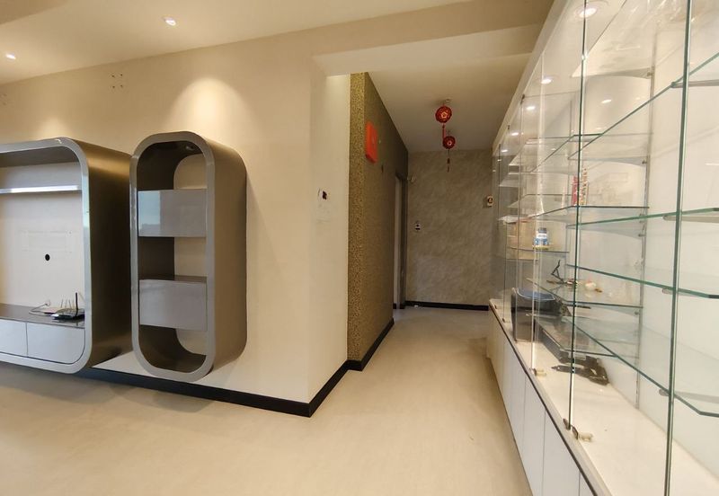 Zefer Hill Residence