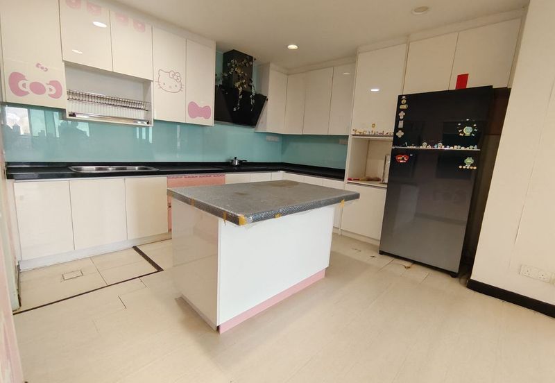 Zefer Hill Residence