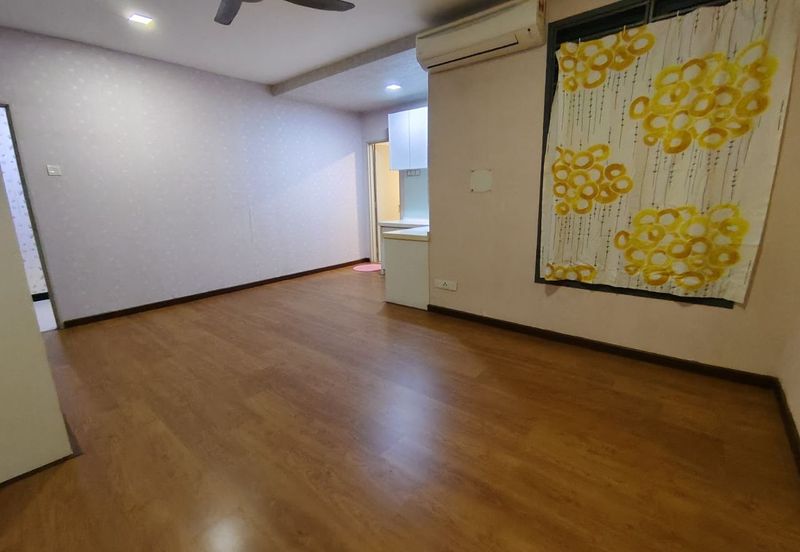 Zefer Hill Residence