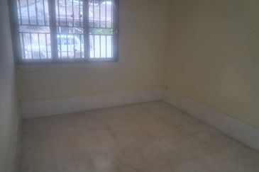 Taman Kinrara Seksyen 1