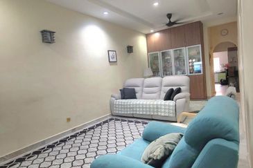 Jalan Taman Kinrara 5/15