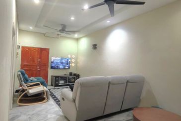 Jalan Taman Kinrara 5/15