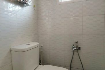 Jalan Taman Kinrara 5/15