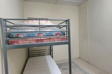 Jalan Taman Kinrara 5/15