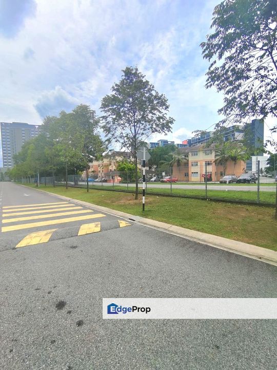 End Lot - TOWNHOUSE at Sepang , Selangor, Sepang