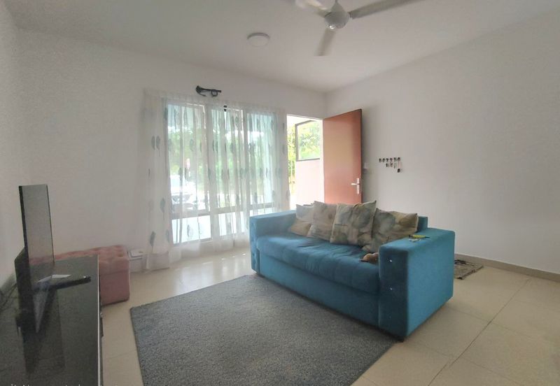 Ayden Townhouse Warisan Puteri