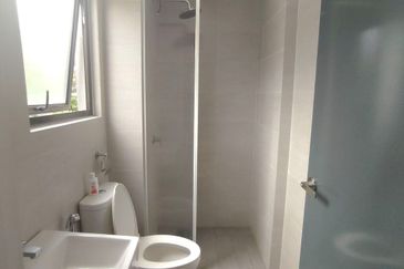 Ayden Townhouse Warisan Puteri