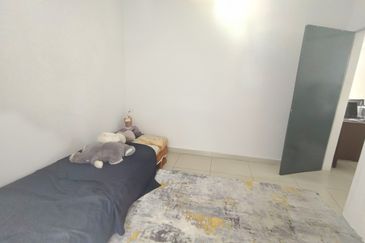 Ayden Townhouse Warisan Puteri