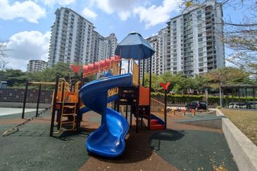 Zefer Hill Residence