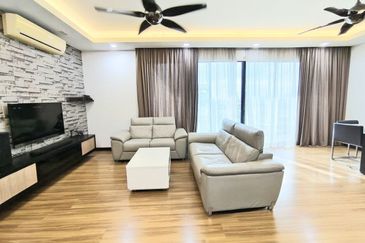 Zefer Hill Residence