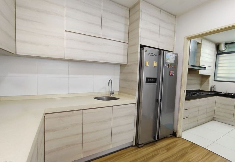 Zefer Hill Residence