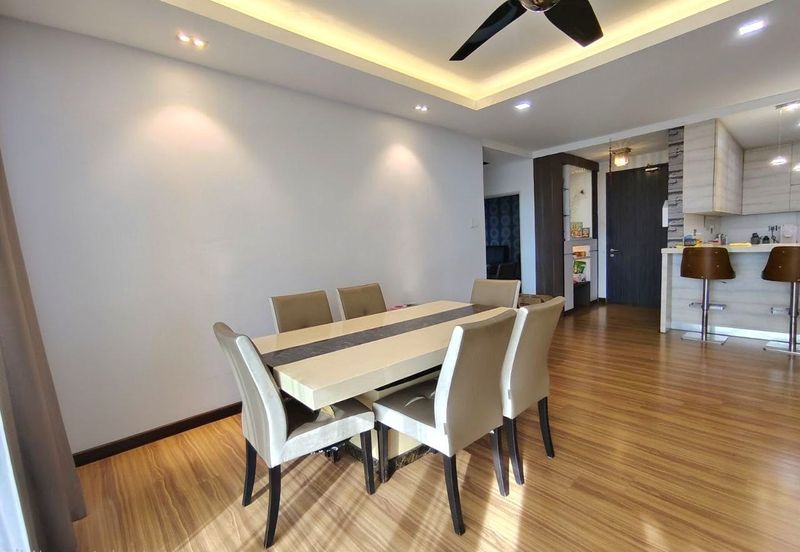 Zefer Hill Residence