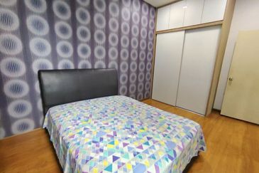 Zefer Hill Residence