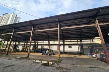 Puchong Factory Warehouse for rent