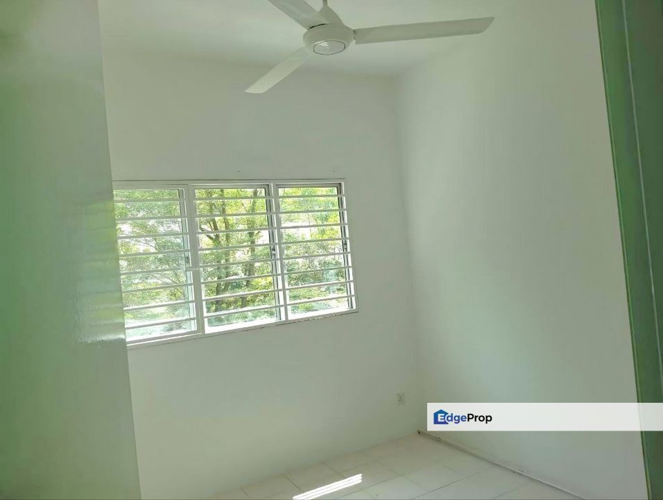 FIRE SALE! Sierra Residence Unit for Sale!, Selangor, Bandar Kinrara Puchong