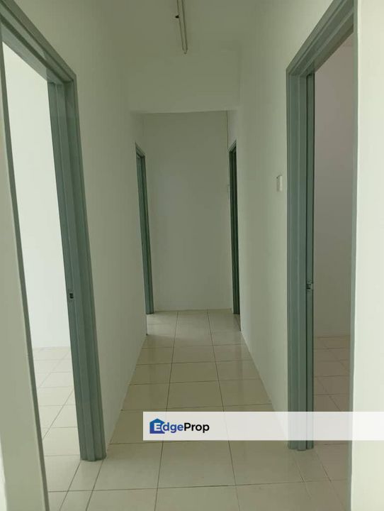 FIRE SALE! Sierra Residence Unit for Sale!, Selangor, Bandar Kinrara Puchong